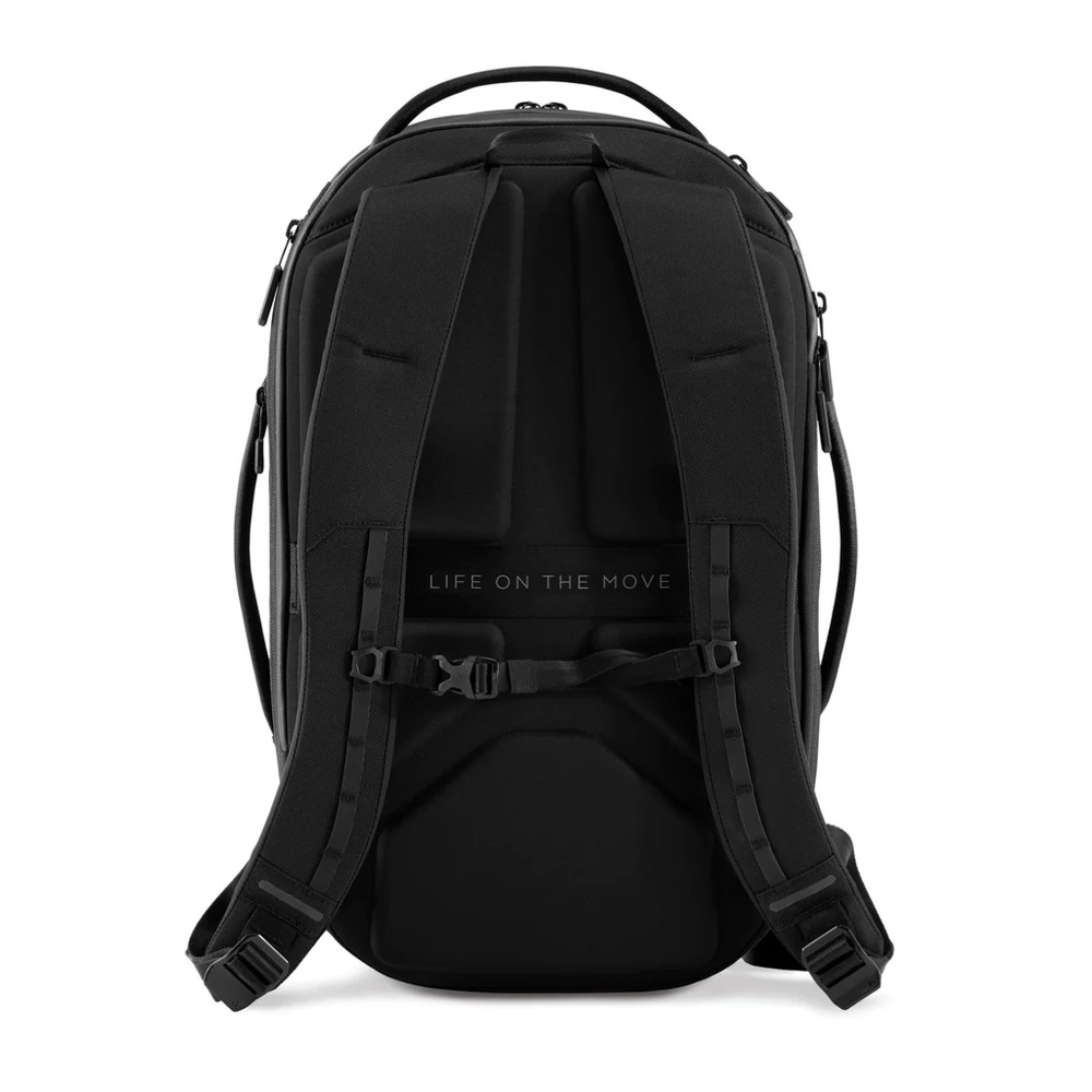 - Nomatic Navigator Pack - 15L